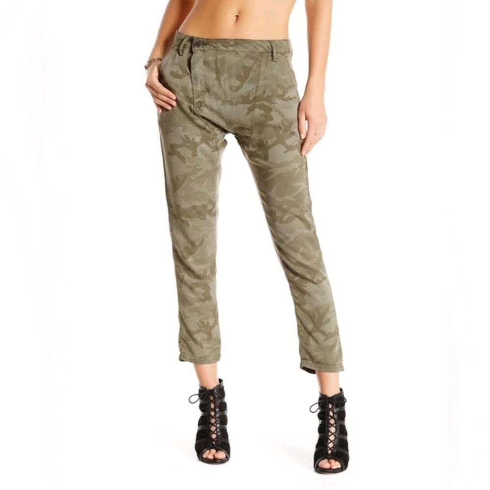Etienne Marcel Camo Drop Crotch Pant Size 26